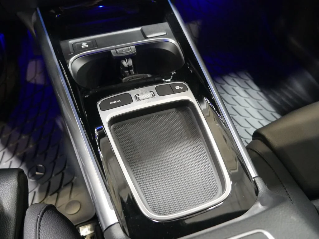 New 2026 Polar White Mercedes-Benz GLA 250 image 40