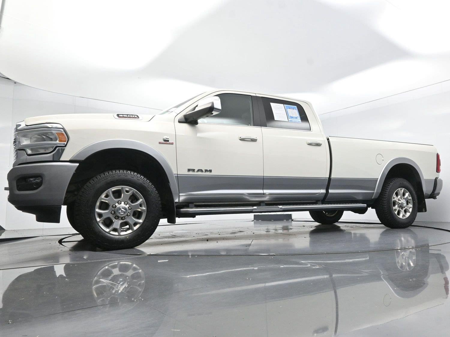 Used 2021 Pearl White Ram Laramie image 50