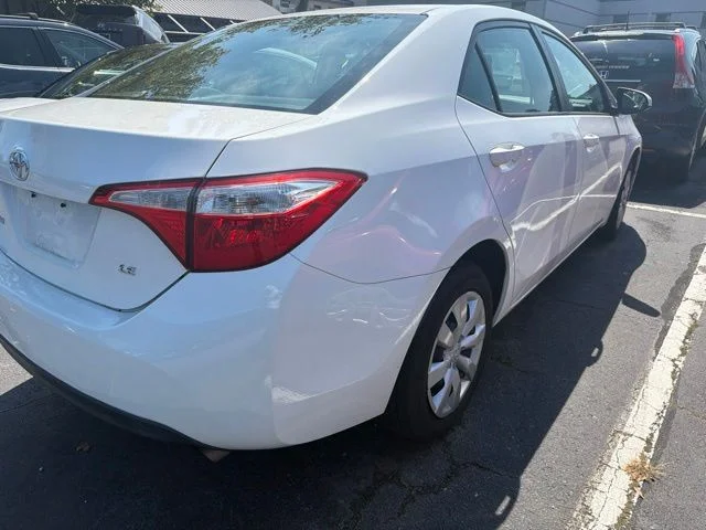 Used 2016 Super White Toyota LE image 9