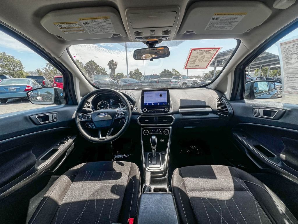 Used 2020 Gray Ford SE image 11