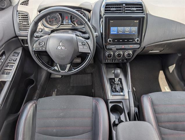Used 2024 Mercury Gray Metallic Mitsubishi S image 6