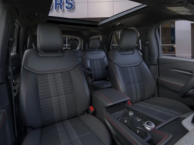 New 2026 Space White Metallic Ford ST-Line image 41