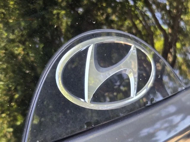 Used 2023 Gray Hyundai SEL image 11