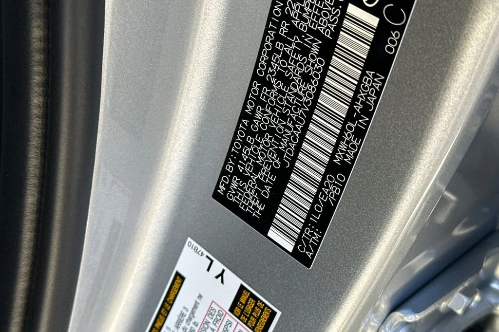 New 2027 Cutting Edge Toyota  XLE image 32