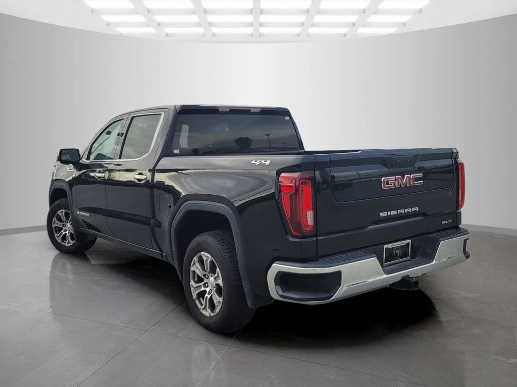 Used 2024 Onyx Black GMC SLT image 6