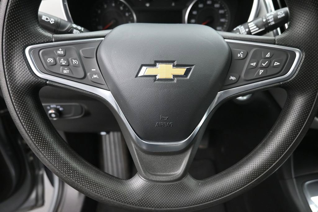 Used 2023 Gray Chevrolet LT image 18