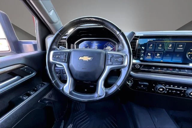 Used 2024 White Chevrolet LT image 9
