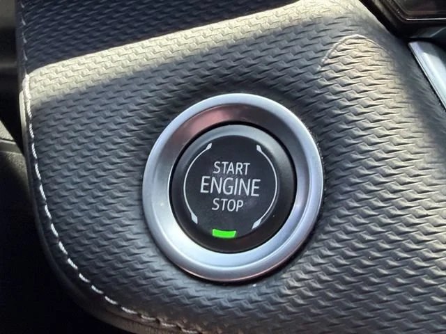 Used 2025 Sterling Gray Metallic Chevrolet LT image 26