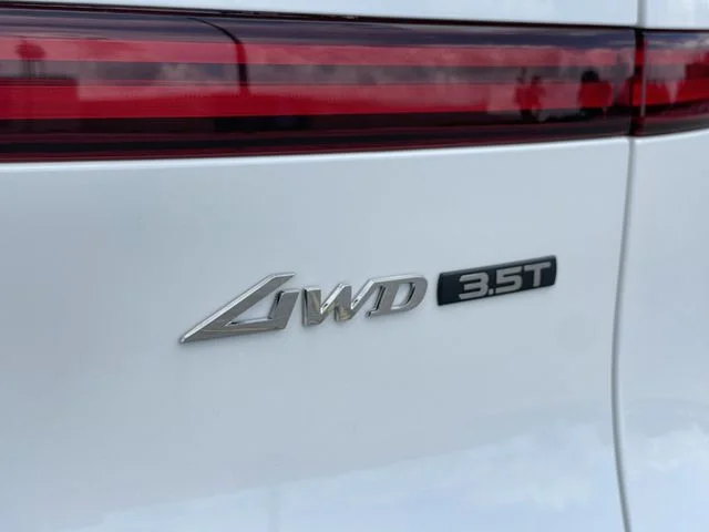 Used 2026 White Genesis 3.5T Sport Advanced image 34