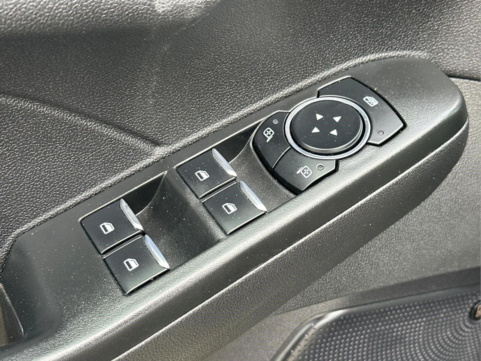 Used 2023  Ford ST-Line Elite image 17