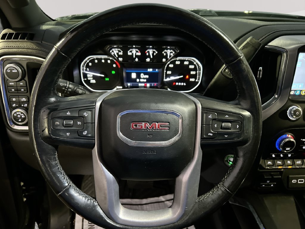 Used 2020 Black GMC SLT image 34