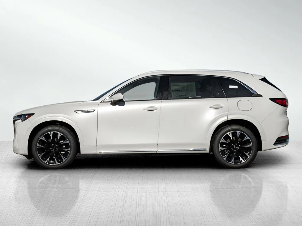 New 2026 Rhodium White Premium Mazda 3.3 Turbo S Premium Plus AWD image 4