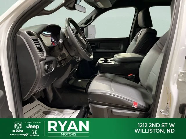 2025 RAM 2500 Tradesman - Photo 40