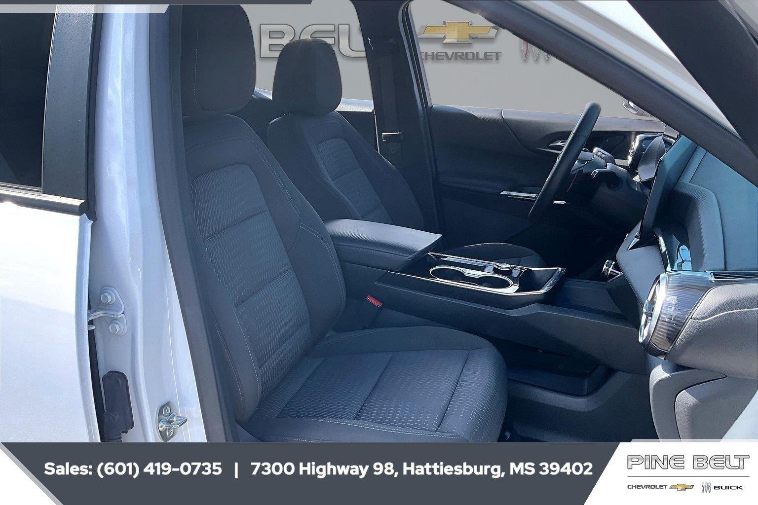 Used 2026 Summit White Chevrolet LT image 6