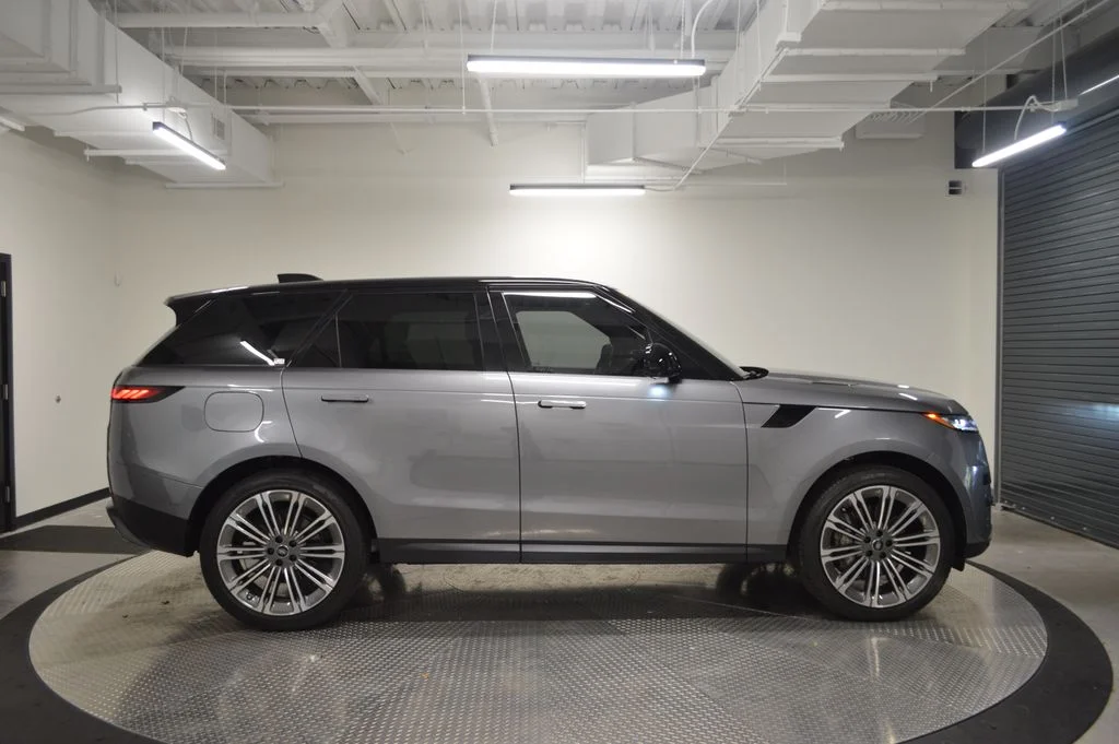 Used 2025 Gray Land Rover SE image 6