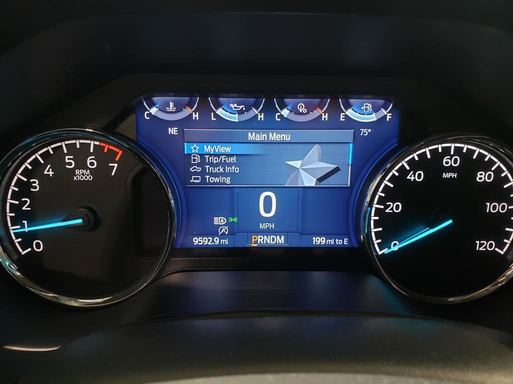 Used 2023 Oxford White Ford XL image 26