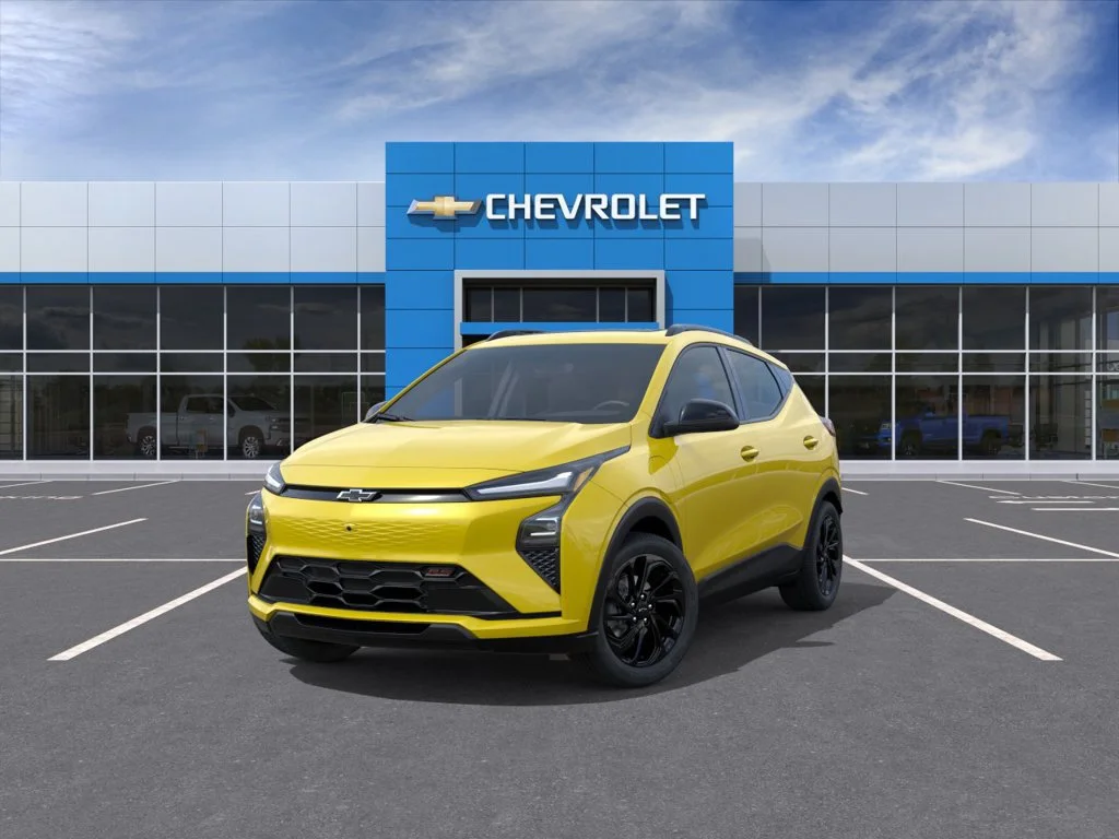 2027 Chevrolet Bolt RS - Photo 8
