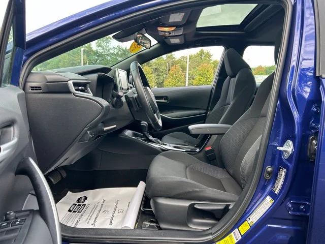 Used 2021 Blue Toyota SE image 16