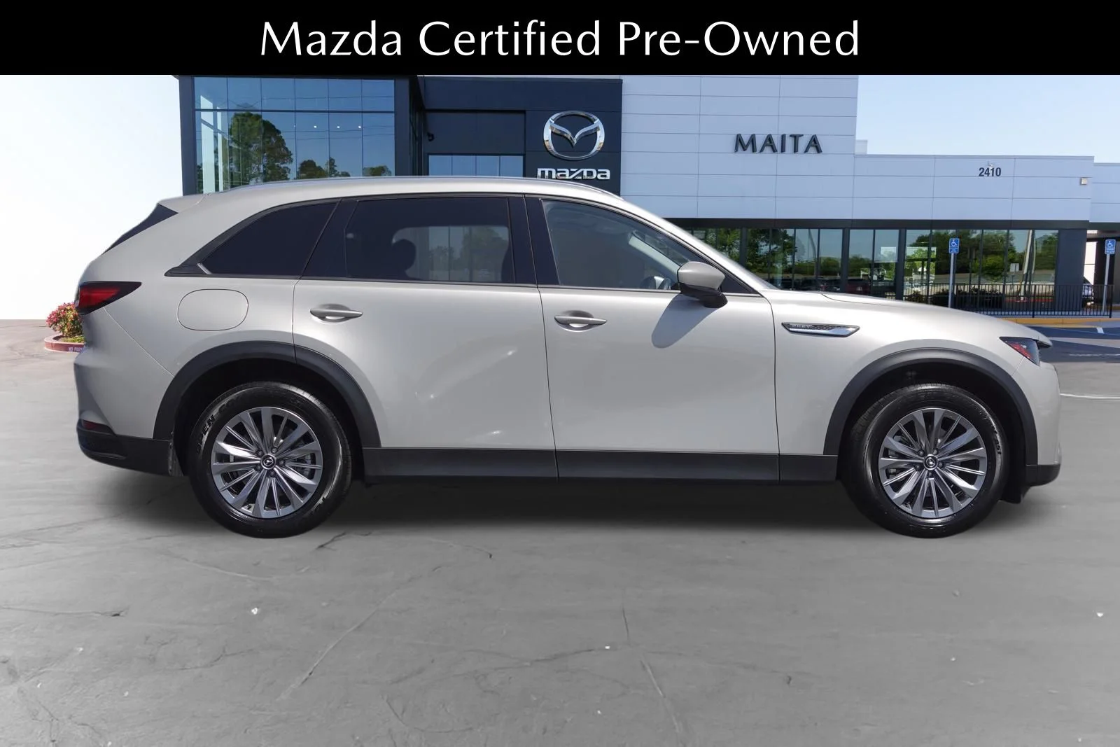 Certified Used 2024 Platinum Quartz Mazda Preferred image 2