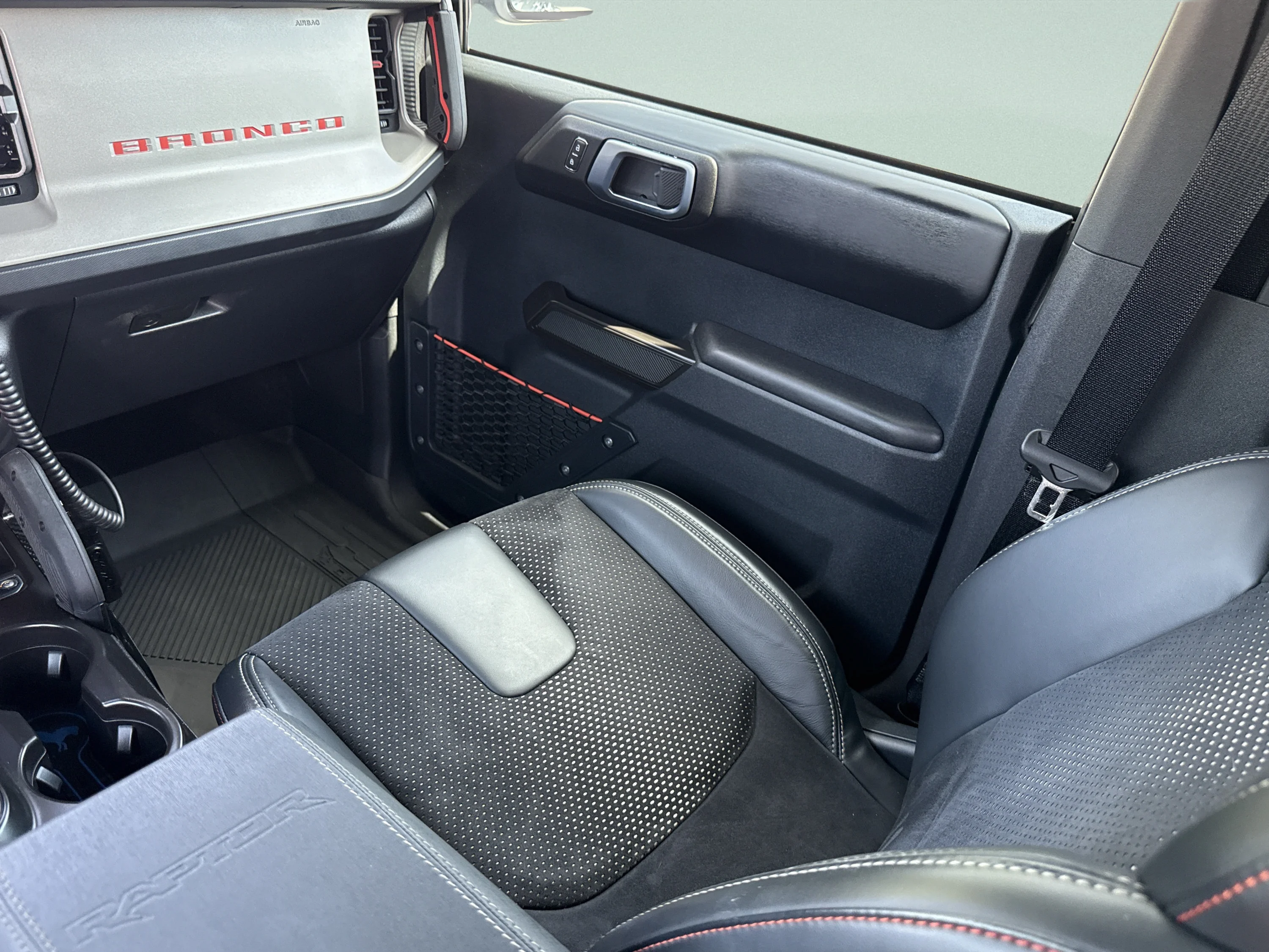 Used 2024 Azure Gray Metallic Tri-Coat Ford Raptor image 27