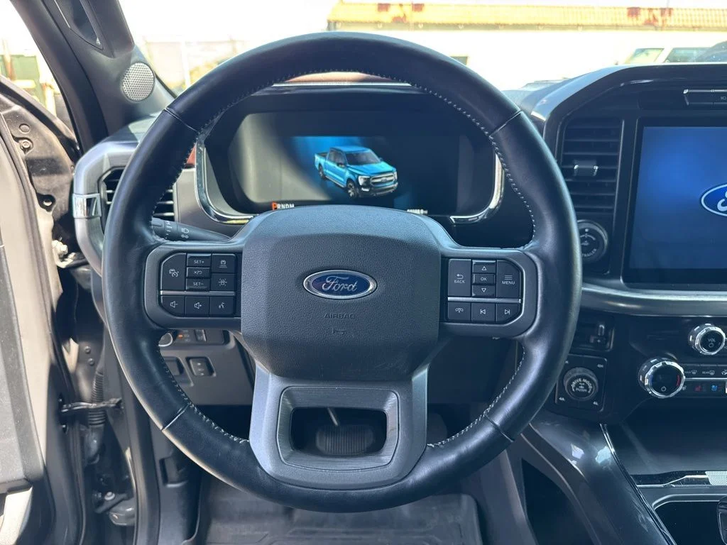 Used 2021 White Ford Lariat image 7