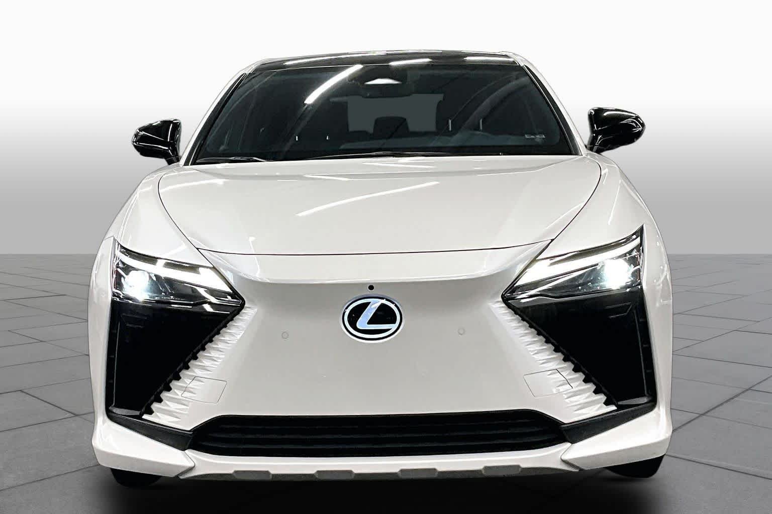 Pre-Owned 2023 Lexus RZ 450e Luxury