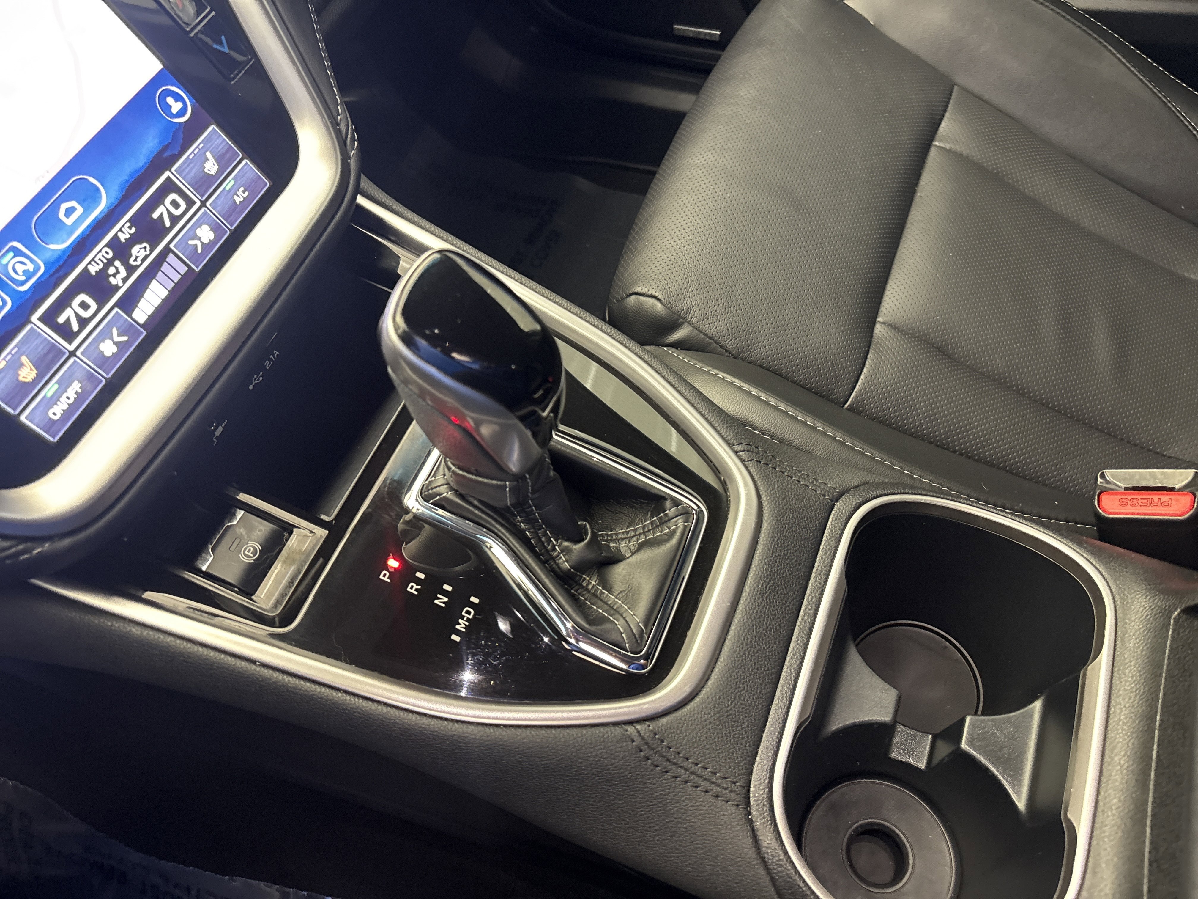 Used 2020 Ice Silver Metallic Subaru Limited image 21