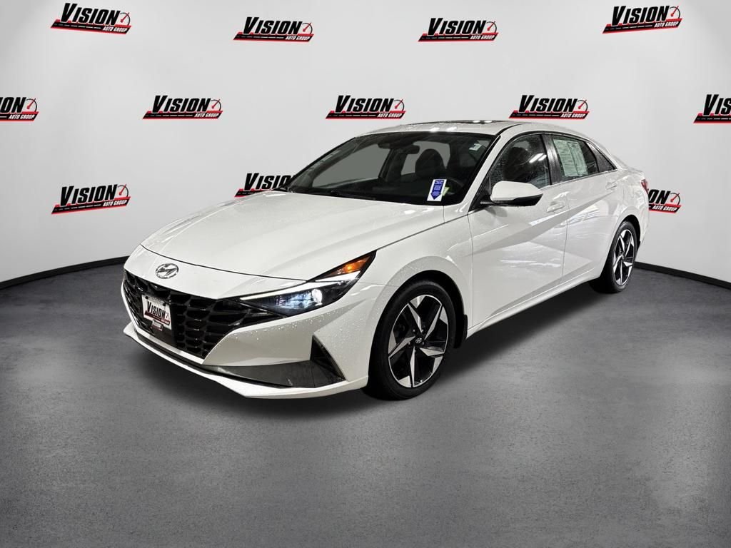 Used 2023 White Hyundai Limited image 13