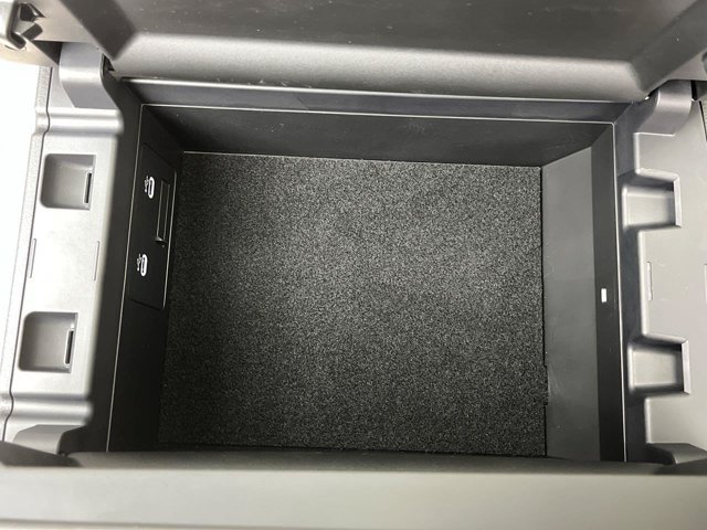 Certified Used 2026 Platinum Quartz Mazda Premium Plus image 28