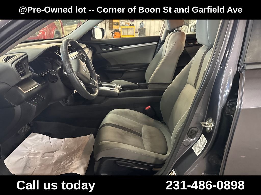 Used 2019  Honda LX image 13