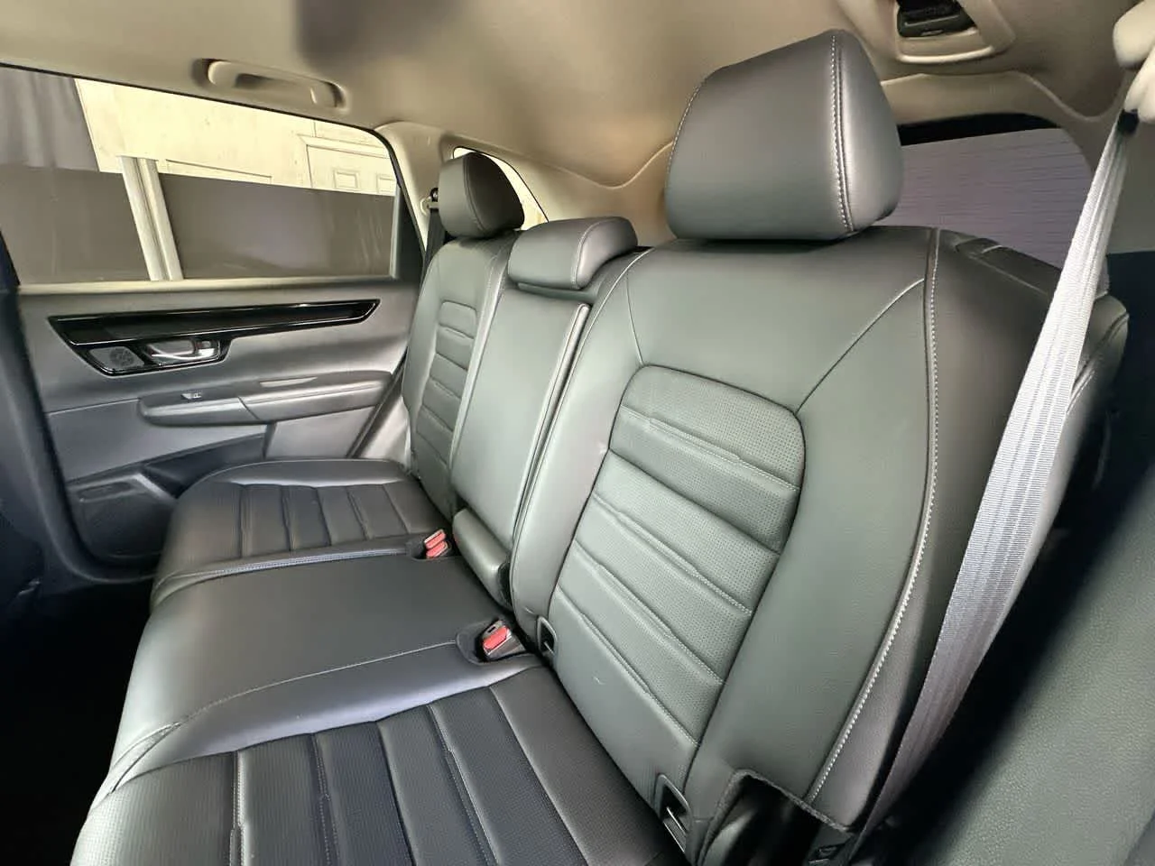 Used 2024 Still Night Pearl Honda EX-L image 22