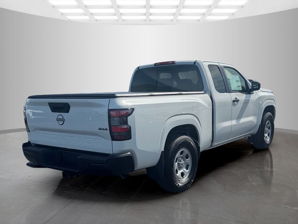 New 2026 Glacier White Nissan King Cab® S image 5