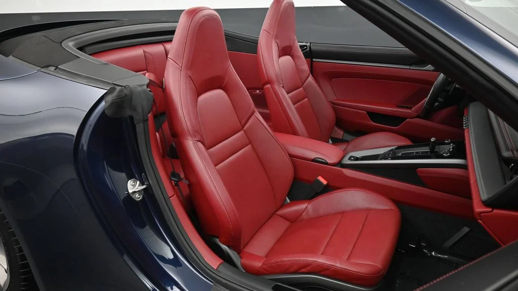 Used 2021  Porsche Carrera S image 17