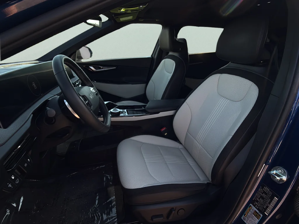 Certified Used 2024 Yacht Blue Kia GT-Line image 27