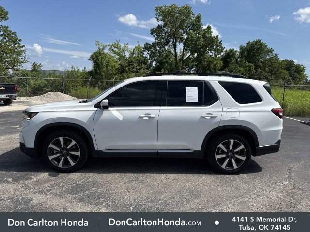 Used 2025 Platinum White Pearl Honda Touring image 9