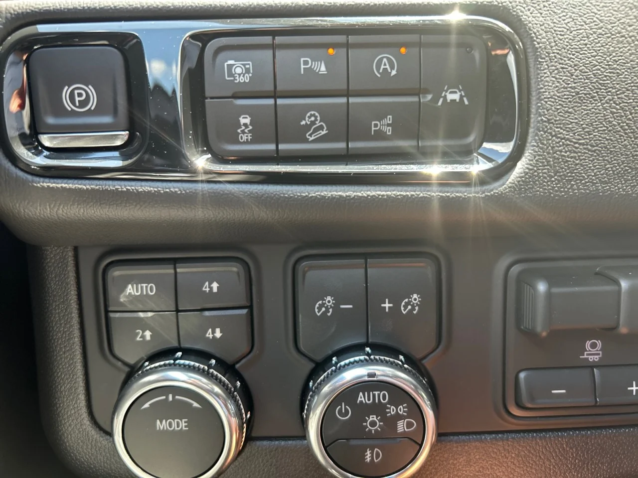 New 2026 Glacier White Tricoat GMC Denali image 14
