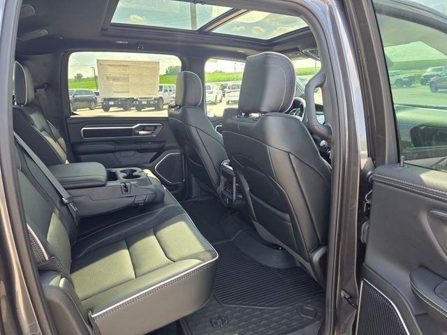 New 2026 Granite Crystal Metallic Clear-Coat Exterior Paint RAM Laramie image 11