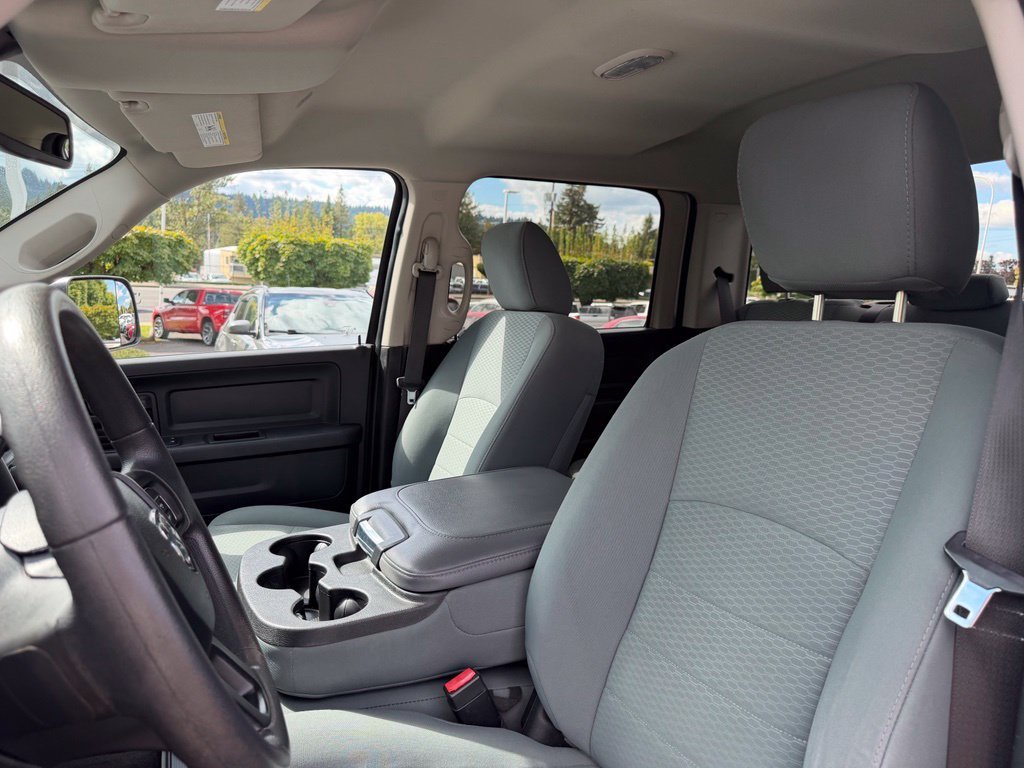 Used 2018 Bright White Clearcoat Ram Tradesman image 15