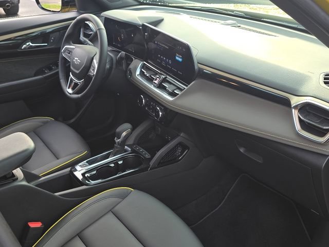 Used 2024 Nitro Yellow Metallic Chevrolet ACTIV image 21