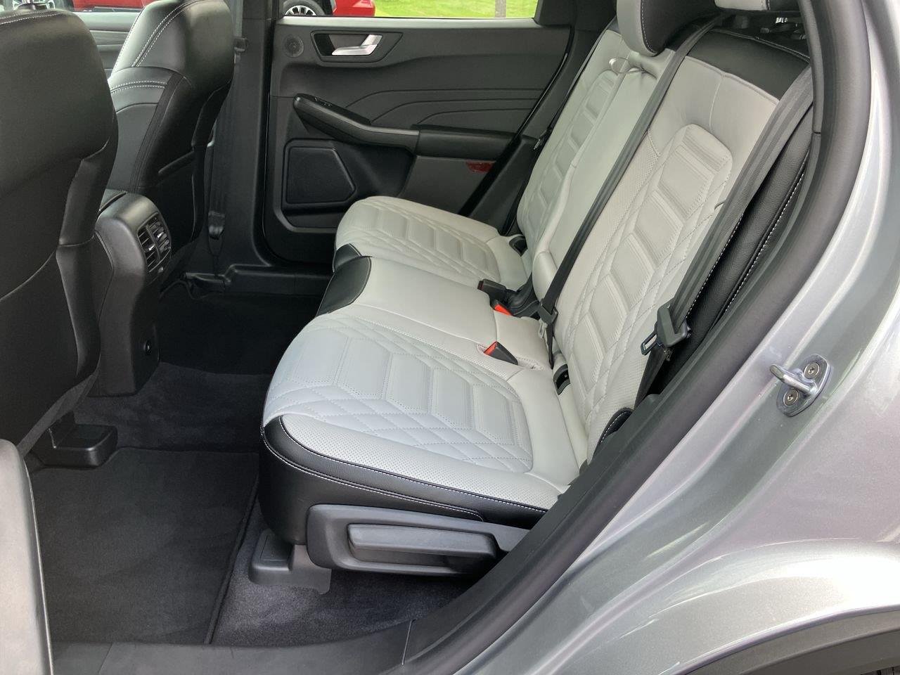 Used 2024 Silver (Iconic Silver) Ford PHEV image 28