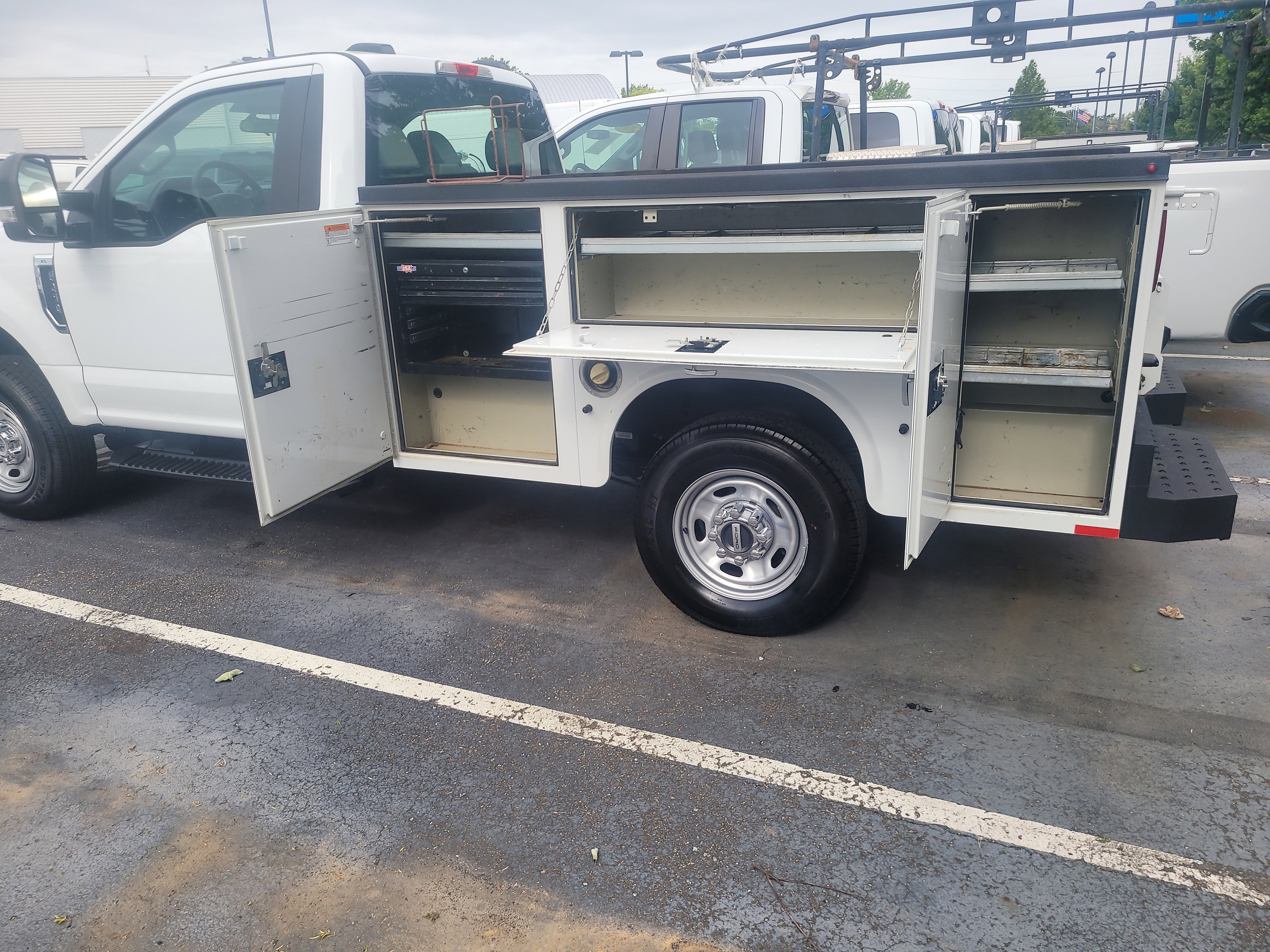 Used 2022 Oxford White Ford XL image 10