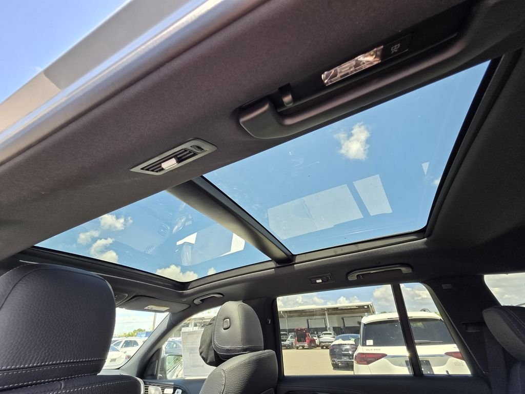 New 2026 Silver Mercedes-Benz GLS 580 image 13