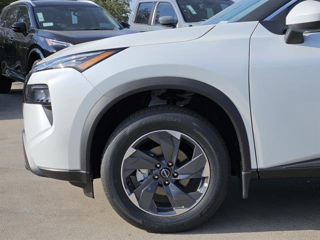 2026 Nissan Rogue SV photo 3