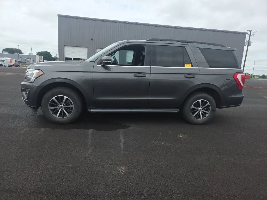 Used 2020 Magnetic Ford XLT image 4
