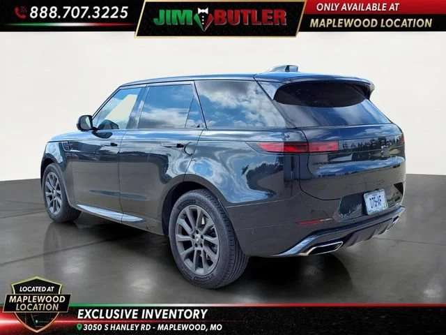 Used 2024  Land Rover Dynamic SE image 25