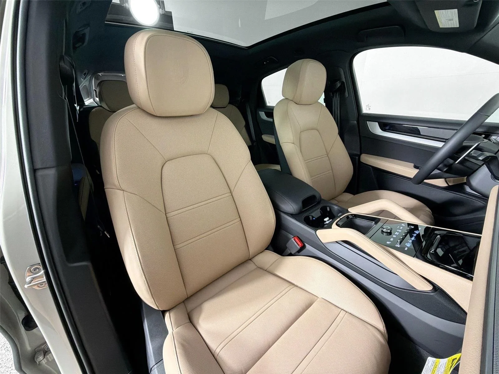 Certified Used 2026 Cashmere Beige Metallic Porsche Coupé image 28