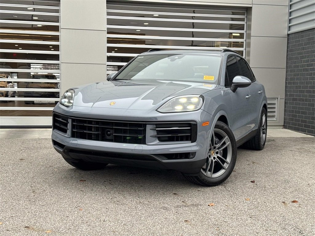 2024 Porsche Cayenne Base