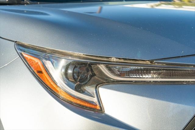 Certified Used 2020 CELESTITE GRAY ME. Toyota  image 13