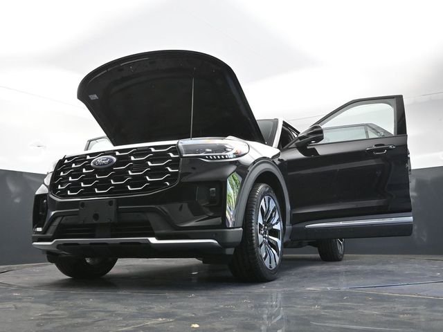 Used 2025 Black Metallic Ford Platinum image 46