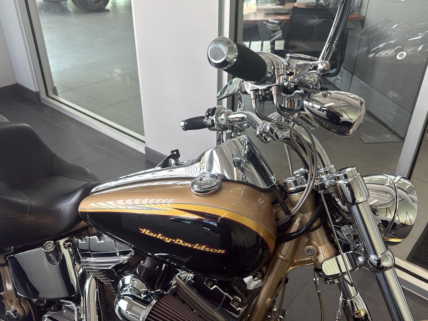 Used 2003 gold Harley Davidson Screaming Eagle image 14